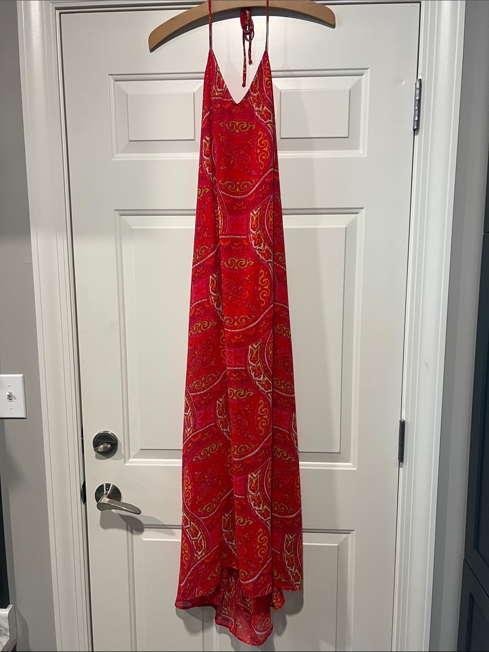 Show Me Your Mumu Sz S Red Patterned Halter Maxi Dress Boho Festival Summer Chic - Picture 2 of 12